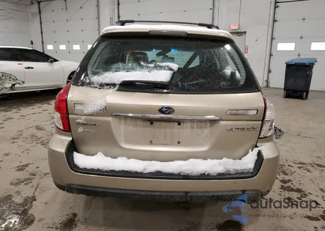 2008 Subaru Outback 3.0R Ll Bean z USA, uszkodzony, nr VIN 4S4BP86C284353215